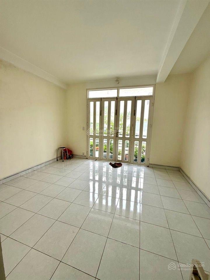 Bán nhà hiệp bình  chủ cần bán gấp 115.5m2 công nhận đủ nở hậu 8.2m giá chỉ 6.7 tỷ