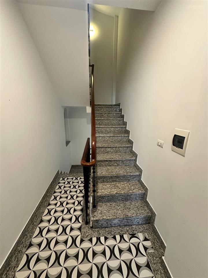Chính chủ bán nhà ngọc thụy 41m2 ô tô vào tận nhà, sát công viên & bv tâm anh, 5p qua phố cổ