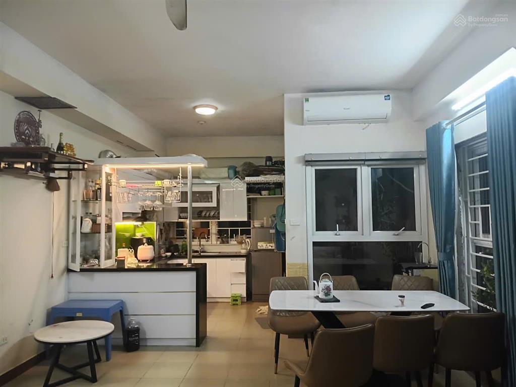 Chính chủ cần bán căn hộ tiện ích 3 phòng ngủ