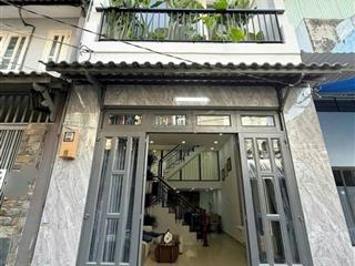 Nhà đang cho thuê có dòng tiền ổn định bán nhà ngay kdc huỳnh bá chánh sát bên vòng xoay an lạc