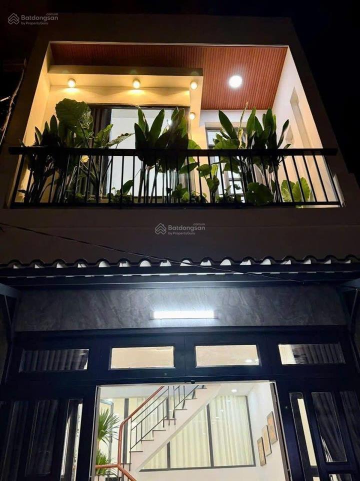 Nhà đang cho thuê có dòng tiền ổn định bán nhà ngay kdc huỳnh bá chánh sát bên vòng xoay an lạc