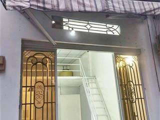 Bán nhà riêng gần chợ phú lạc bình chánh giá 700tr