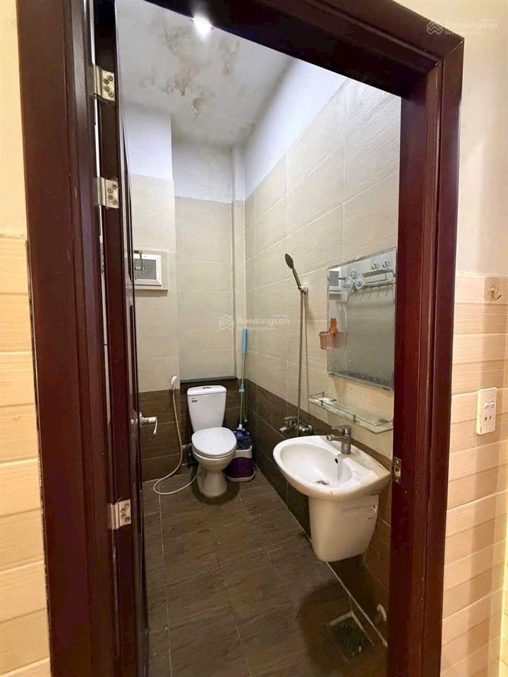 Chính chủ bán nhà sát chợ phú lợi quận 8 giá 1 tỷ 700 triệu còn thương lượng