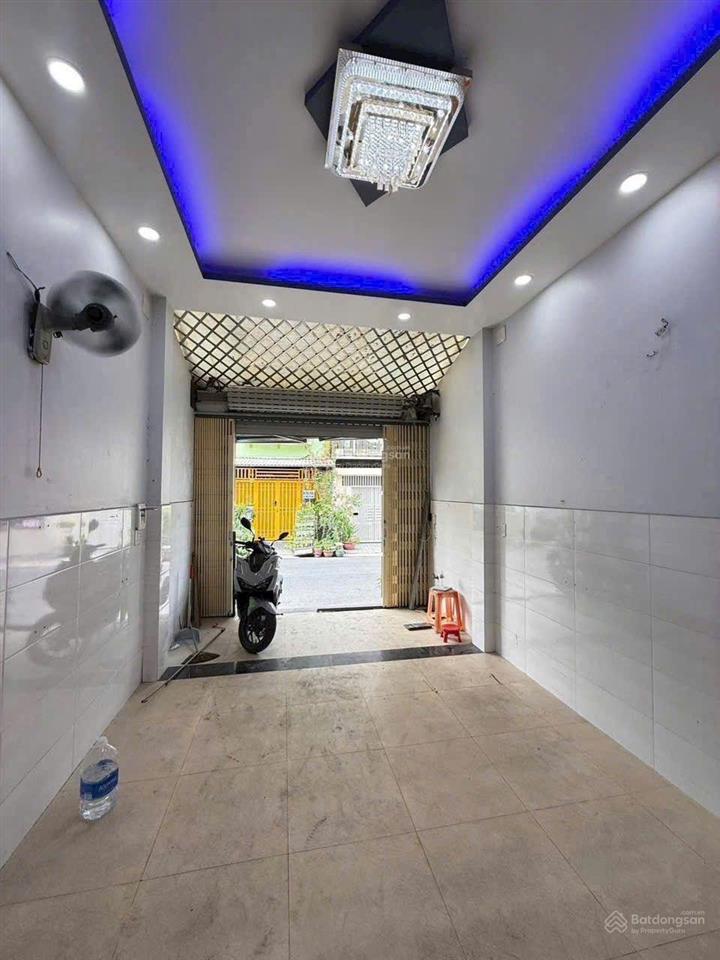 Chính chủ bán nhà sát chợ phú lợi quận 8 giá 1 tỷ 700 triệu còn thương lượng