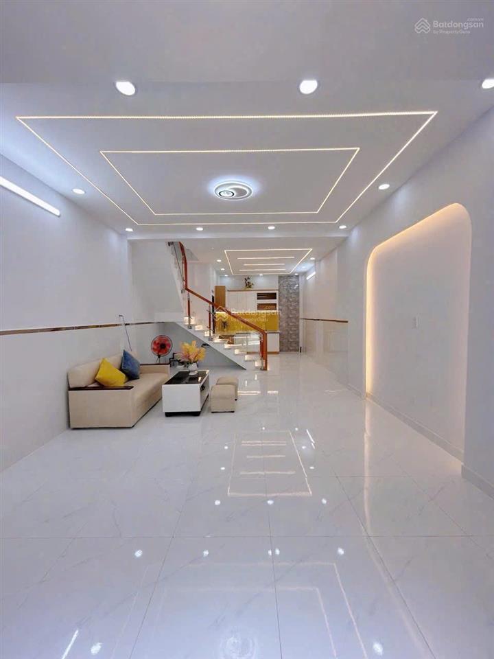 Chính chủ về quê bán lại nhà đang sử dụng gần chợ phú lạc bình chánh giá 1tỷ750