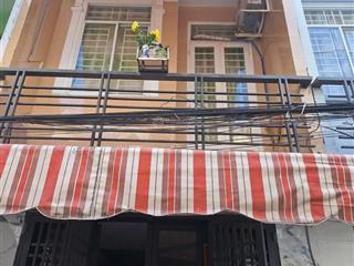 Chủ cần tiền xoay sở bán nhanh nhà gần chợ đầu mối bình điền 80m2 giá 1tỷ450