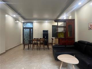 Chính chủ cho thuê căn hộ tầng 5 2 ngủ 2 vệ sinh 1 khách. full nội thất