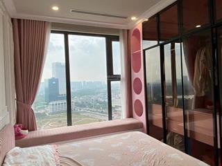 114,5 m² 3 ngủ + full đồ chỉ việc xách vali vào ở tầng trung căn góc view công viên siêu relax