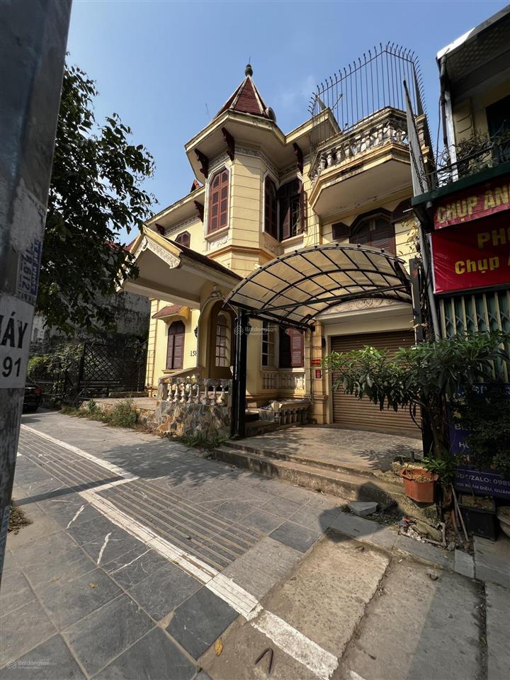 Chính chủ bán mặt phố 160 xuân diệu mặt tiền 20m