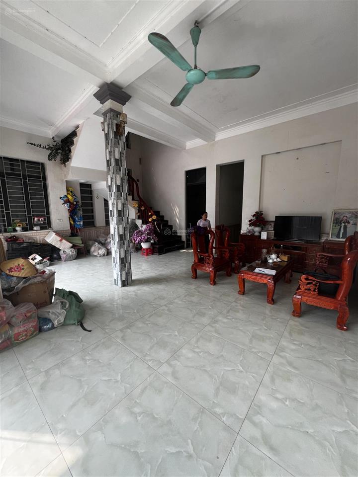 Chính chủ cần bán gấp  nhà mặt tiền kinh doanh khủng cạnh chợ cầu lường