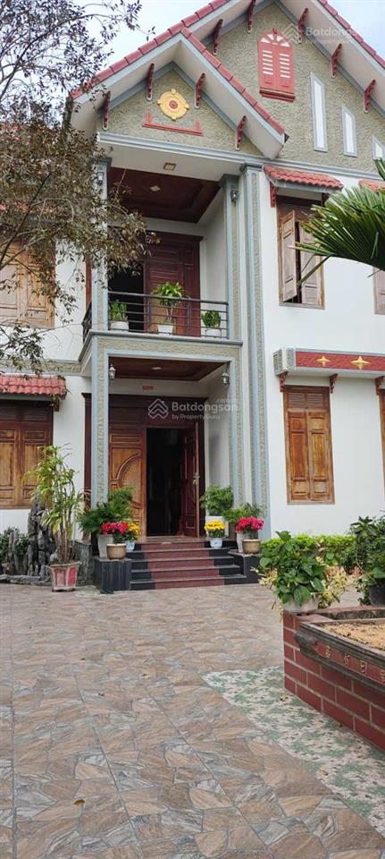 Biệt thự 3 mặt tiền kinh doanh 550m2 20m mặt tiền chính đường