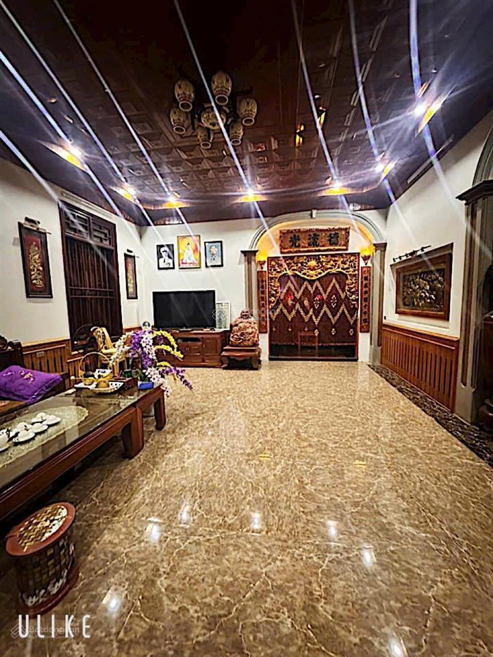 Biệt thự 550m2 3 mặt thoáng mặt tiền 20m giá 6.x tỷ