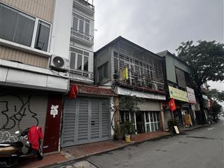 Chính chủ bán mặt phố âu cơ sát cạnh xuân diệu 80m2, sẵn nhà ở ngay giá tốt nhất khu vực