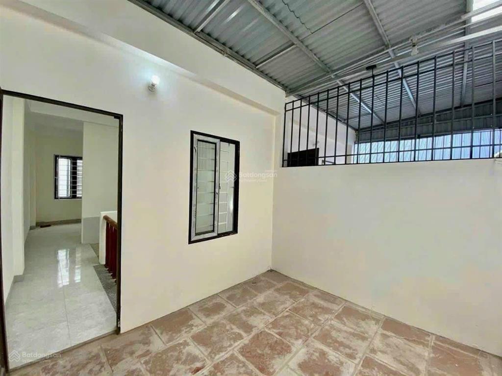 Nhà 4 tầng 2.75 tỉ x 35m2, gần ql6, tiện ích ngập tràn, cách bến xe yên nghĩa vài phút