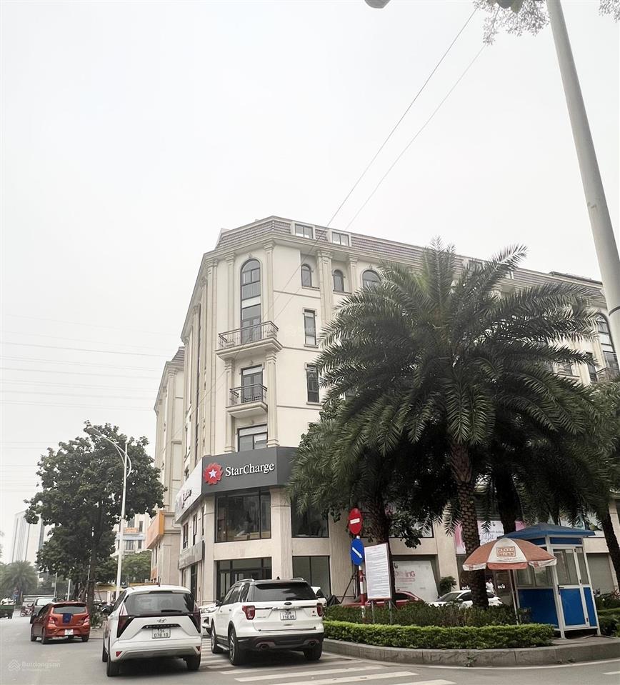 Shophouse dòng tiền himlam vạn phúc 91m*7t pk 30 tỷ