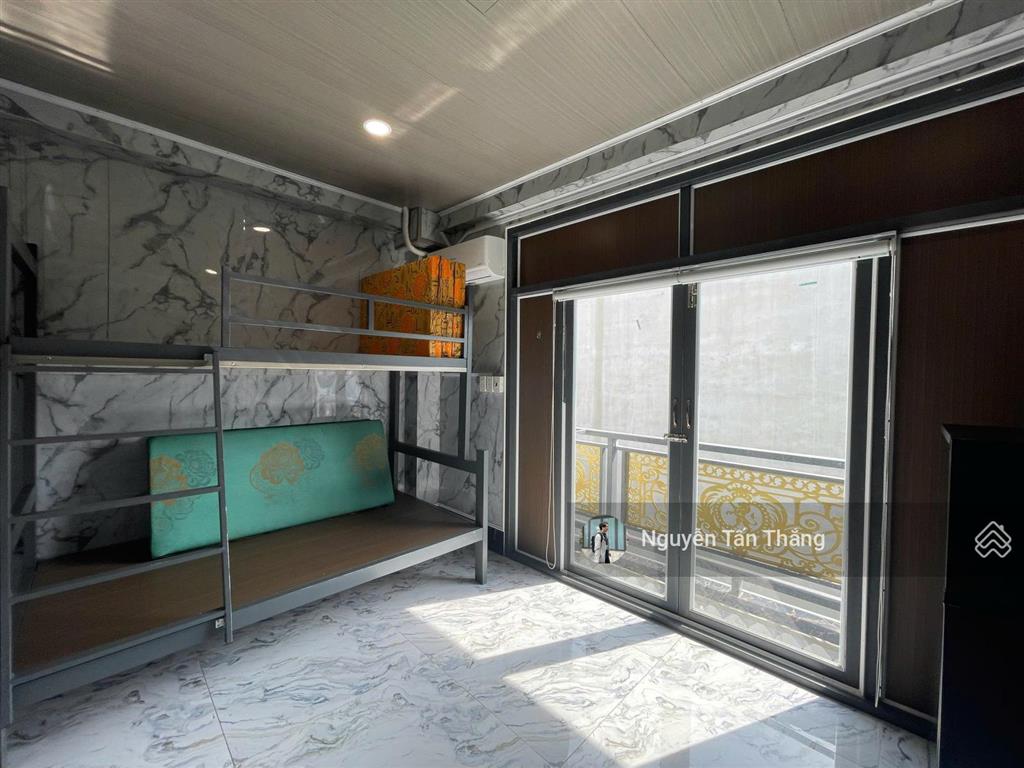 Cho thuê studio bancon giá tốt chỉ tính điện nước gần ufm, kcx, thuận tiện di chuyển quận 1, quận 4