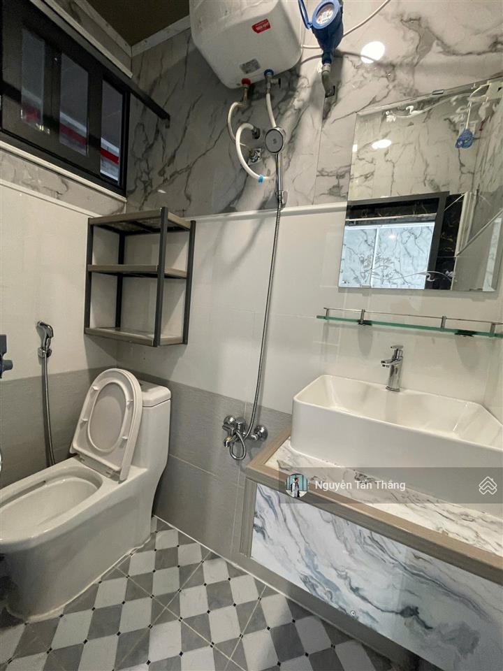 Cho thuê studio bancon giá tốt chỉ tính điện nước gần ufm, kcx, thuận tiện di chuyển quận 1, quận 4