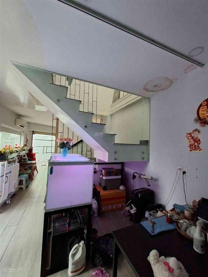 Hiếm. hxt dương quảng hàm, 60m2, 2 tầng, chỉ 4,2 tỷ tl