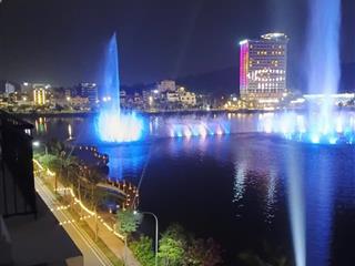 Rẻ nhất icon 40 tầng cao, căn góc 2 ngủ view hồ điêu hòa nhạc nước lễ hội ánh sáng.