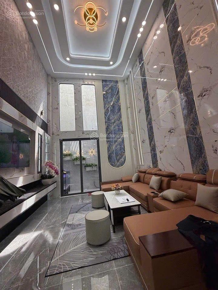 Nhà 5 tầng thang máy full nội thất đường thạnh lộc 27, phường thạnh lộc, q12, dt 62m2. giá 7,7 tỷ