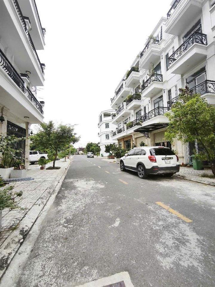 Nhà 4 tầng đường võ thị liễu , phường an phú đông, q12, dt 183,5m2 (4,1mx13m), hẻm 8m giá 6,5tỷ