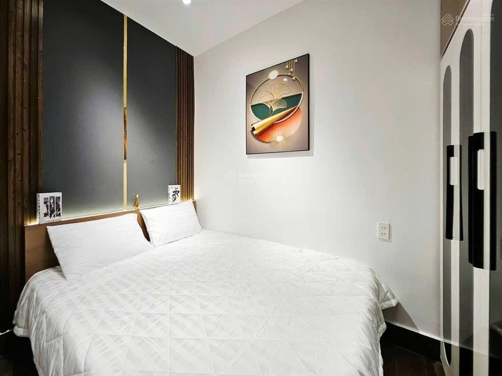 Chủ nhà cần tiền bán gấp nhà nhiều tiện ích tại lý thường kiệt, 50m2