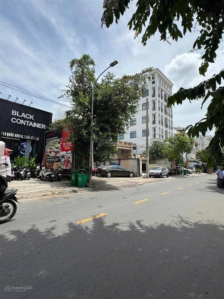 Cho thuê nhà mặt tiền ngay thảo điền quận 2 dt 18x40m 200 triệu/tháng