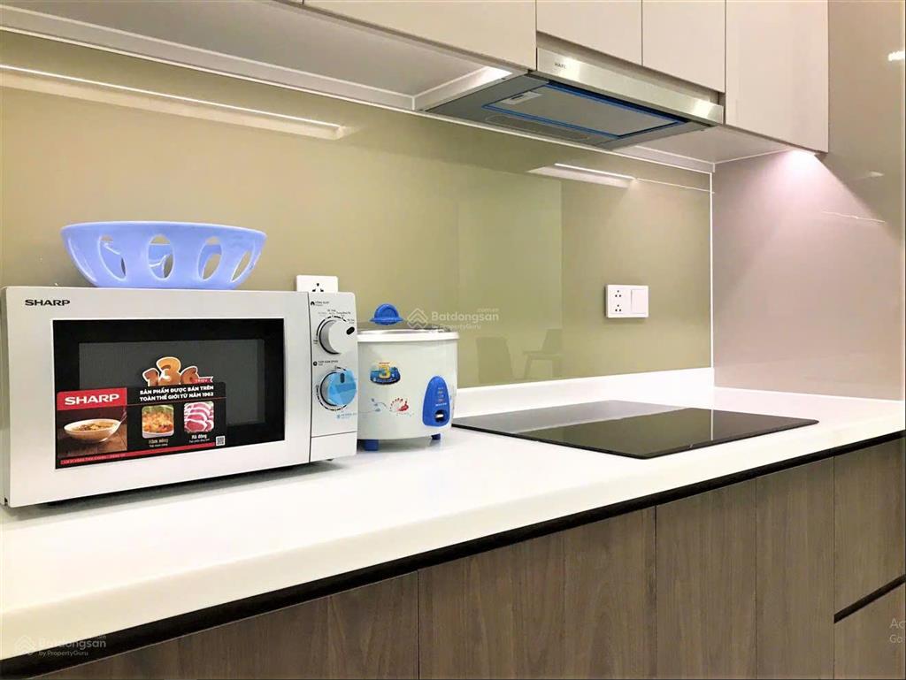 Cho thuê cc remax plaza, 11 triệu, 82m2, 2pn, 2wc, view đẹp,  0901 797 *** vân anh