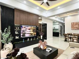 Bán căn hộ 3pn 3wc tại hùng vương plaza, giá tốt 9,65 tỷ, 130m2  0901 797 ***