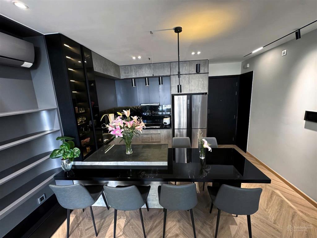 Bán căn penthouse lữ gia plaza, 8,8 tỷ, 180 m2, 4pn, 4wc, sổ hồng pháp lý đầy đủ