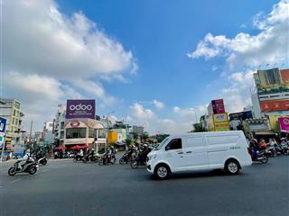 Đất phạm văn đồng p. 11 bình thạnh  4x14  xây 4 tầng + lững  hướng nam