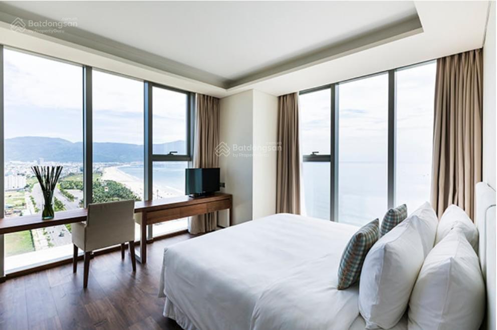 Cc cần tiền bán gấp căn hộ góc,view trực diện biển mỹ khê,dt 114m2 tầng cao,full nội thất,kt 45tr