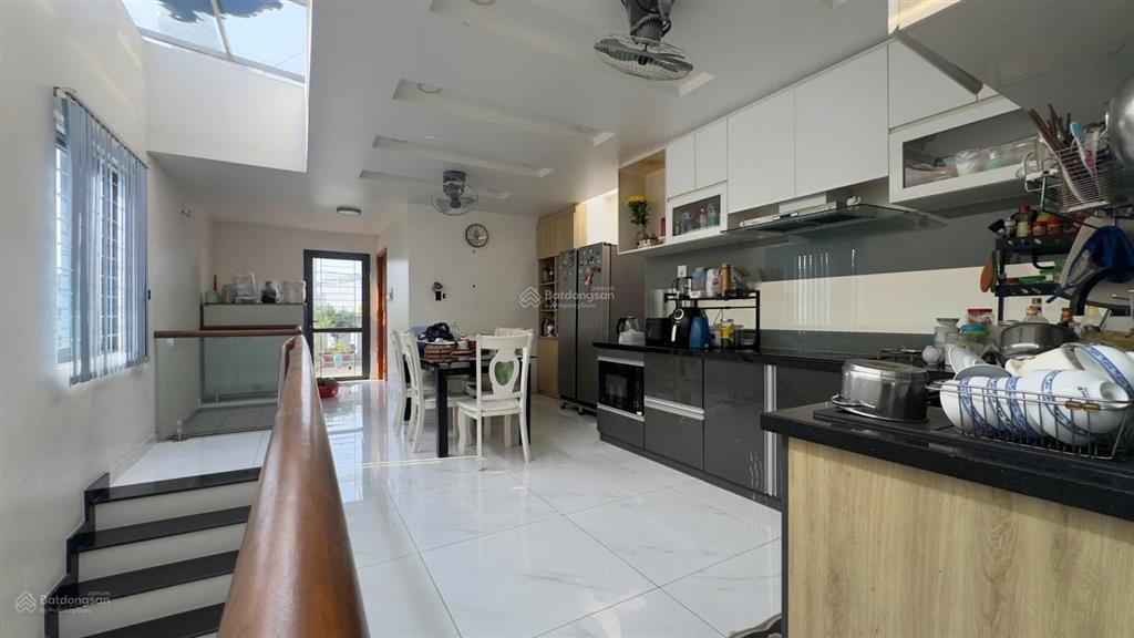 Bán nhà trục cao đức lân an khánh quận 2 , trệt 3 lầu đường lớn 12m , sổ hồng cá nhân giá 22,5 tỷ