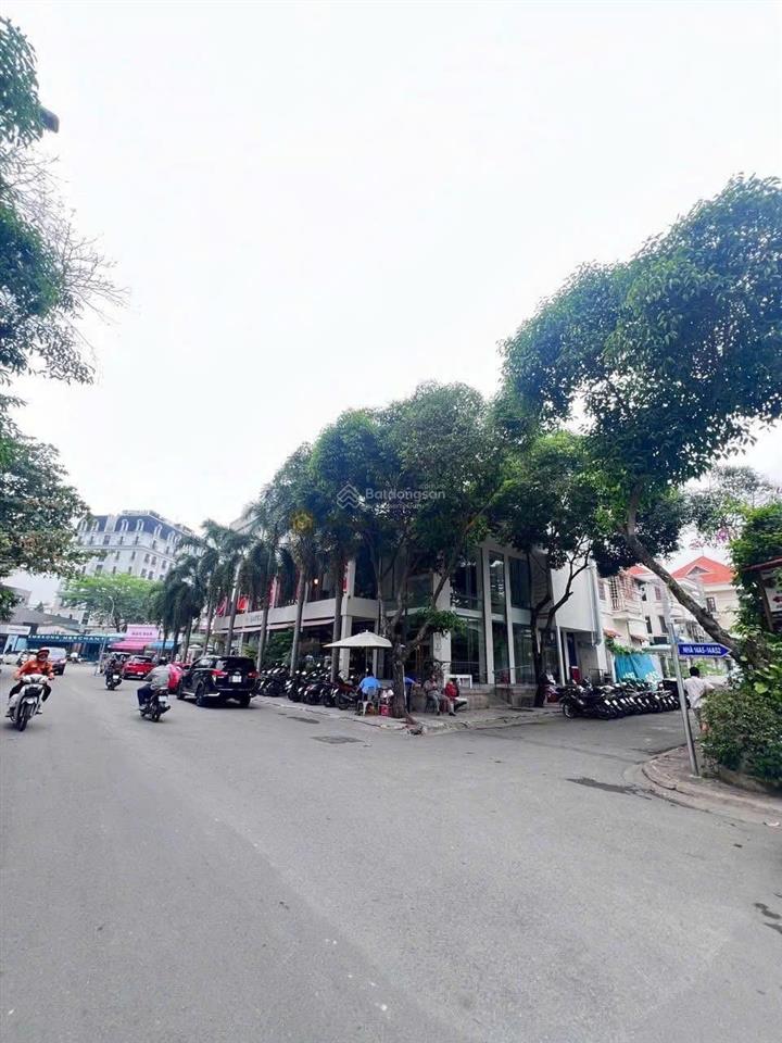 Bán lô đất biệt thự trong khu fedeco thảo điền quận 2, ngang 7x20m sổ hồng khu có bảo vệ 24/24