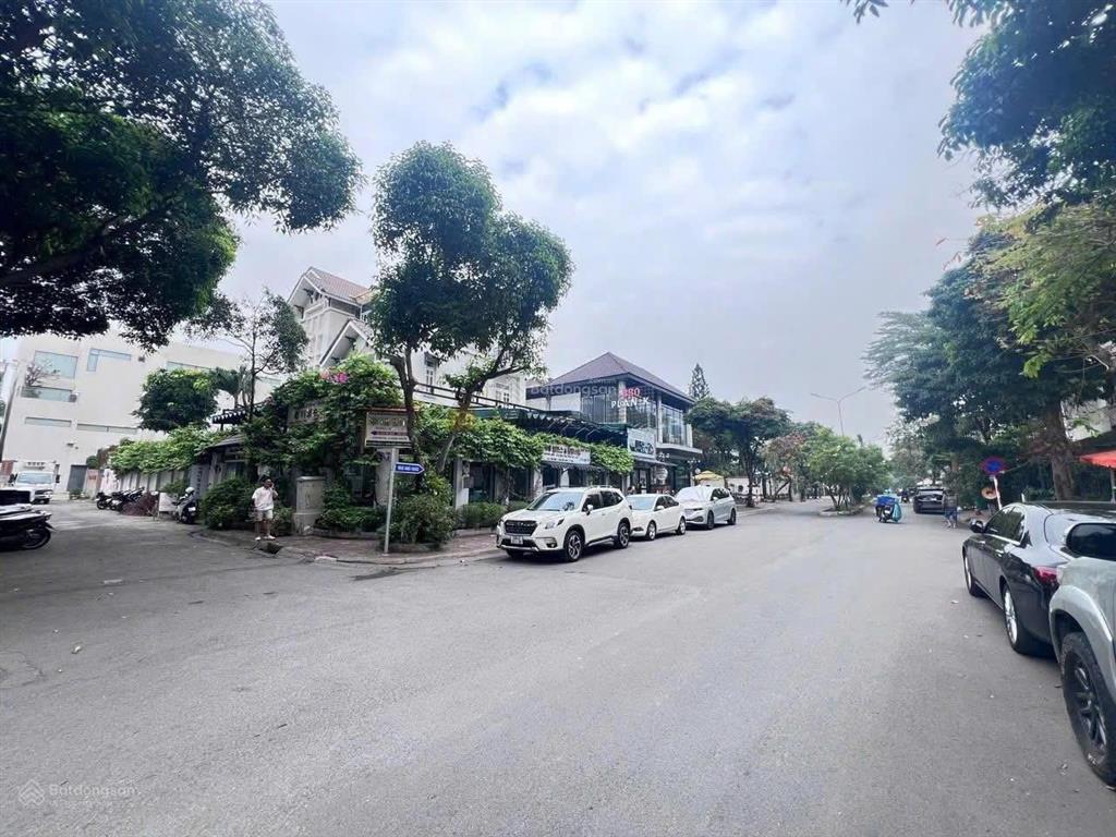 Bán lô đất biệt thự trong khu fedeco thảo điền quận 2, ngang 7x20m sổ hồng khu có bảo vệ 24/24