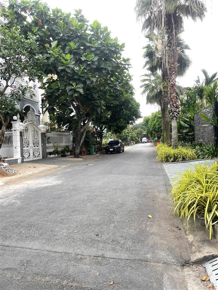 Bán đất biệt thự compound thảo điền quận 2, 7x20m. sổ hồng cá nhân đường 12m xây hầm 4 lầu
