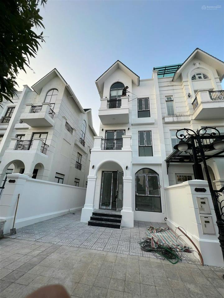 Cho thuê bt 5pn 5wc 100m2, 20 triệu vnd/th tại hải âu 02, vinhomes ocean park gia lâm