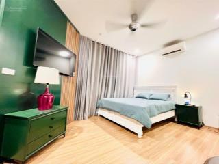 Cho thuê biệt thự hoàn thiện full đồ 4pn phân khu sao biển  vinhomes ocean park