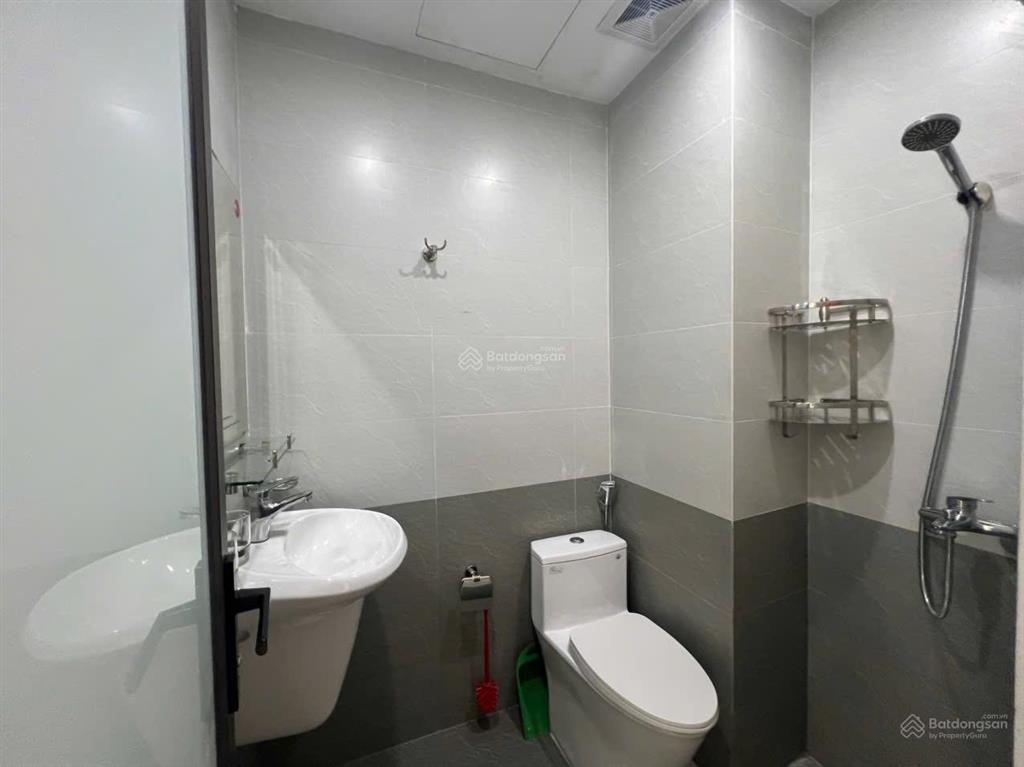 Cho thuê biệt thự hoàn thiện 5 tầng có thang máy khu hải âu giá 22tr/1 tháng