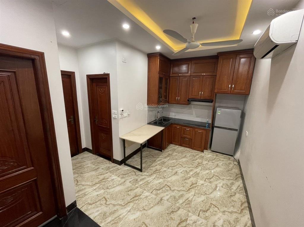 Cho thuê căn biệt thự hoàn thiện 5 tầng giá 25tr khu hải âu vinhome ocean parkgia lâmhn