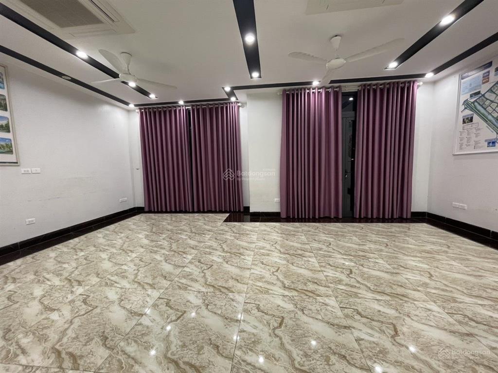Cho thuê căn biệt thự hoàn thiện 5 tầng giá 25tr khu hải âu vinhome ocean parkgia lâmhn