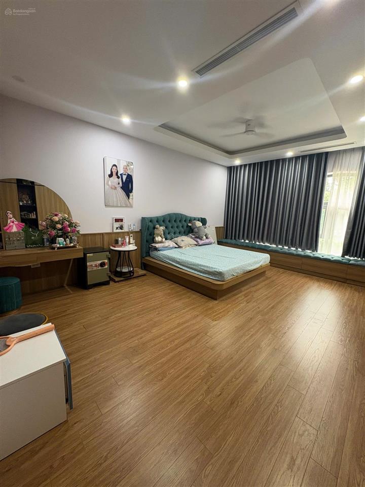 Cho thuê biệt thự hoàn thiện full đồ 35tr/1 tháng khu sao biển vinhomes ocean park  gia lâm  hn