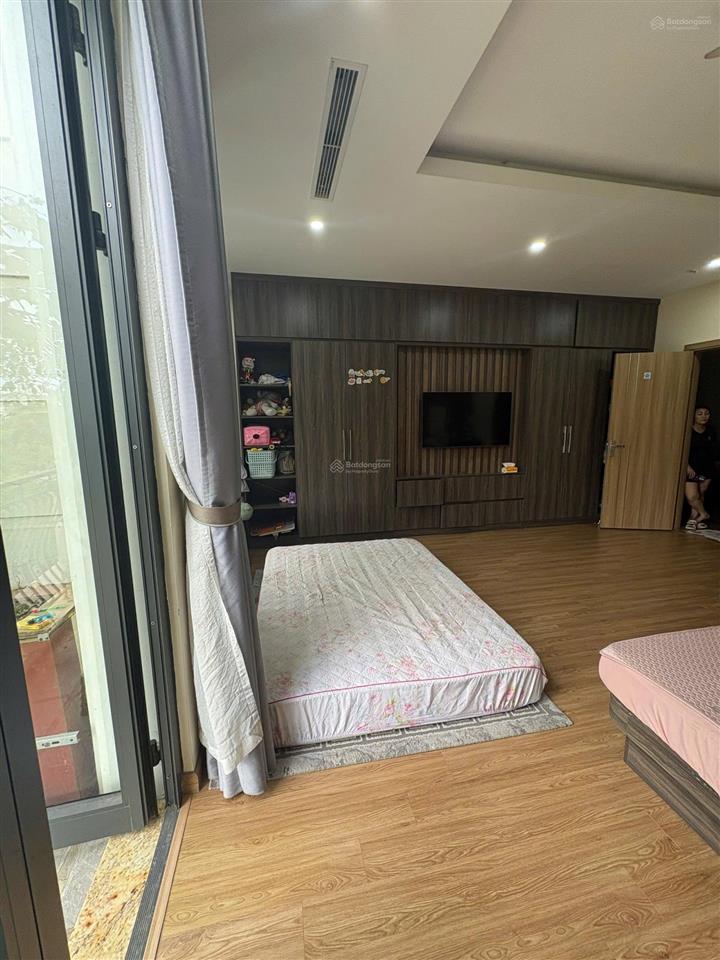 Cho thuê biệt thự hoàn thiện full đồ 35tr/1 tháng khu sao biển vinhomes ocean park  gia lâm  hn