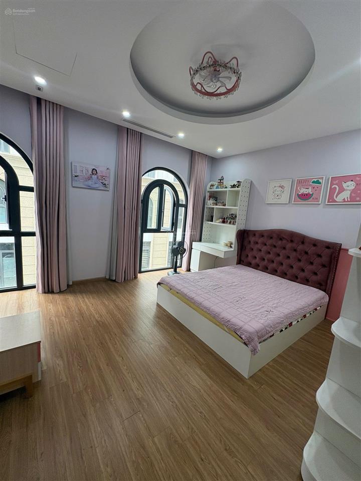 Cho thuê biệt thự hoàn thiện full đồ 35tr/1 tháng khu sao biển vinhomes ocean park  gia lâm  hn