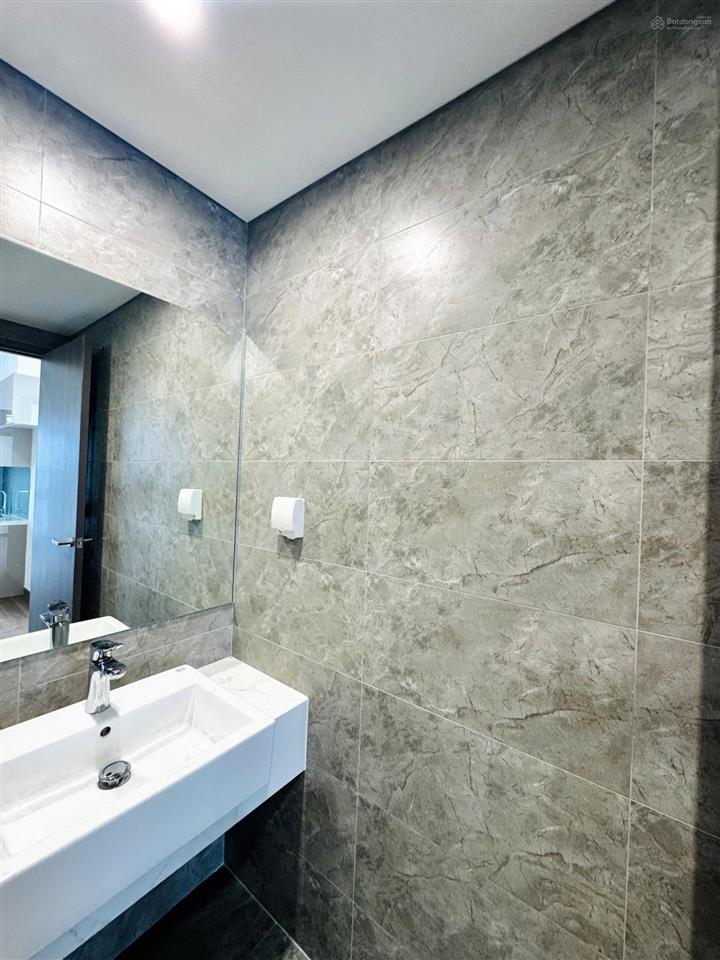 Cho thuê 3n nguyên bản tòa beverly be3 nhà mới nhận bàn giao đẹp giá 12tr/1 tháng vhop1