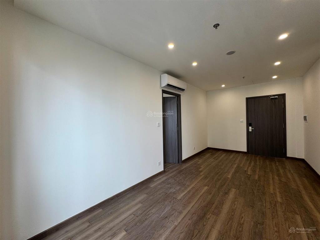 Cho thuê 3n nguyên bản tòa beverly be3 nhà mới nhận bàn giao đẹp giá 12tr/1 tháng vhop1