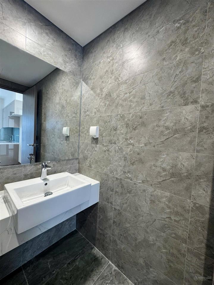 Cho thuê 3n nguyên bản tòa beverly be3 nhà mới nhận bàn giao đẹp giá 12tr/1 tháng vhop1