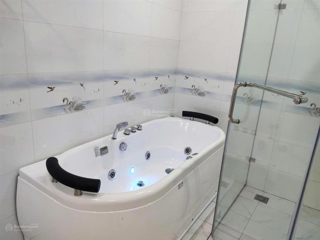 Cho thuê biệt thự hoàn thiện full đồ cả căn khu ngọc trai giá 35tr/ tháng vhop1  gia lâm  hn