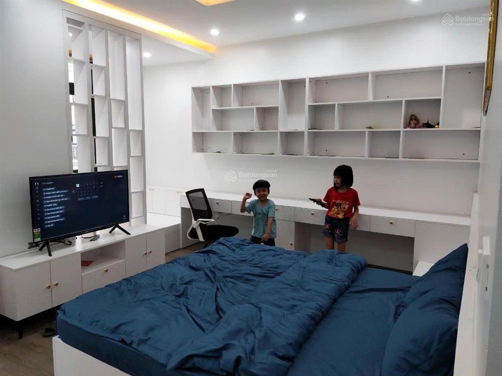 Cho thuê biệt thự hoàn thiện full đồ cả căn khu ngọc trai giá 35tr/ tháng vhop1  gia lâm  hn