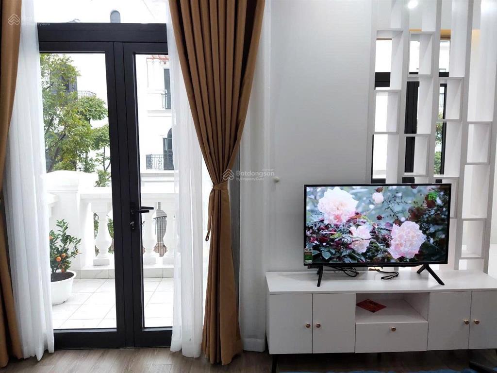 Cho thuê biệt thự hoàn thiện full đồ cả căn khu ngọc trai giá 35tr/ tháng vhop1  gia lâm  hn